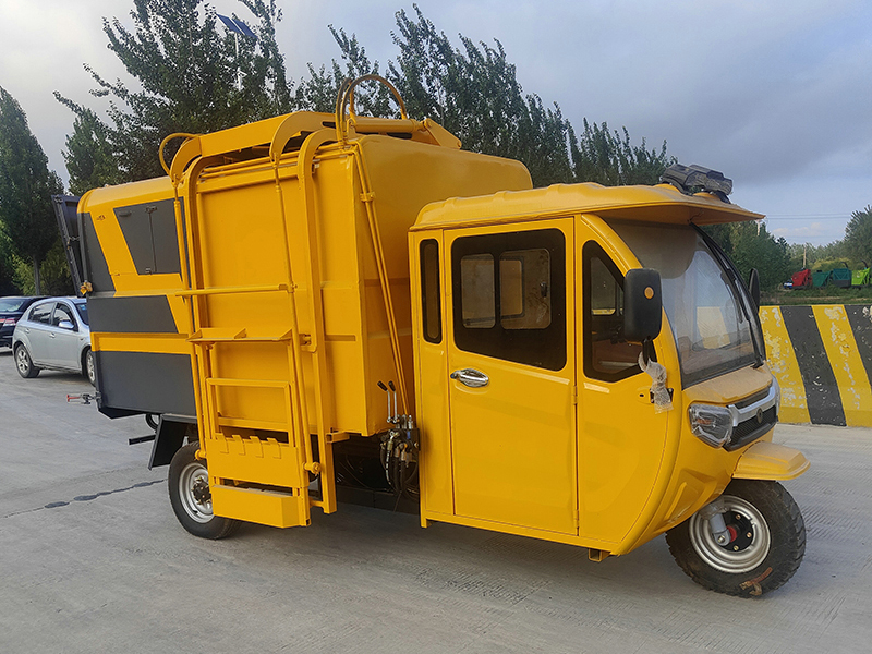 電動(dòng)三輪垃圾車(chē)